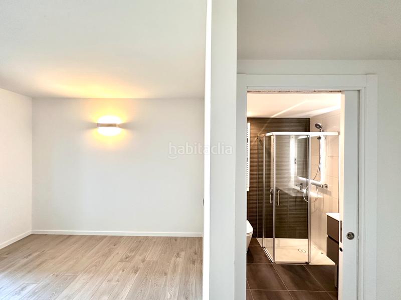 Foto 623f78d6-8c27-4366-ad0b-e14fb8a90894. Flat with heating parking pool in Port Badalona