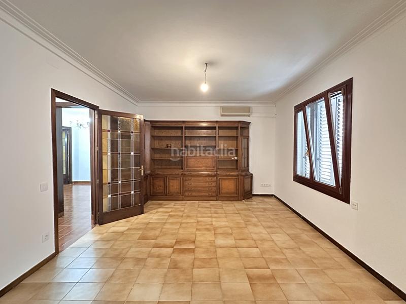 Foto b17a4aef-9987-4b58-883a-716f5d082d03. Rent flat with heating in Centre Badalona