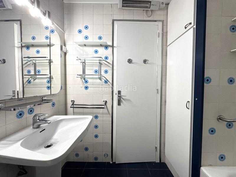 Foto 118d7fa0-0da6-4c6c-975f-8dc0c1a041e9. Alquiler piso en Centre Badalona