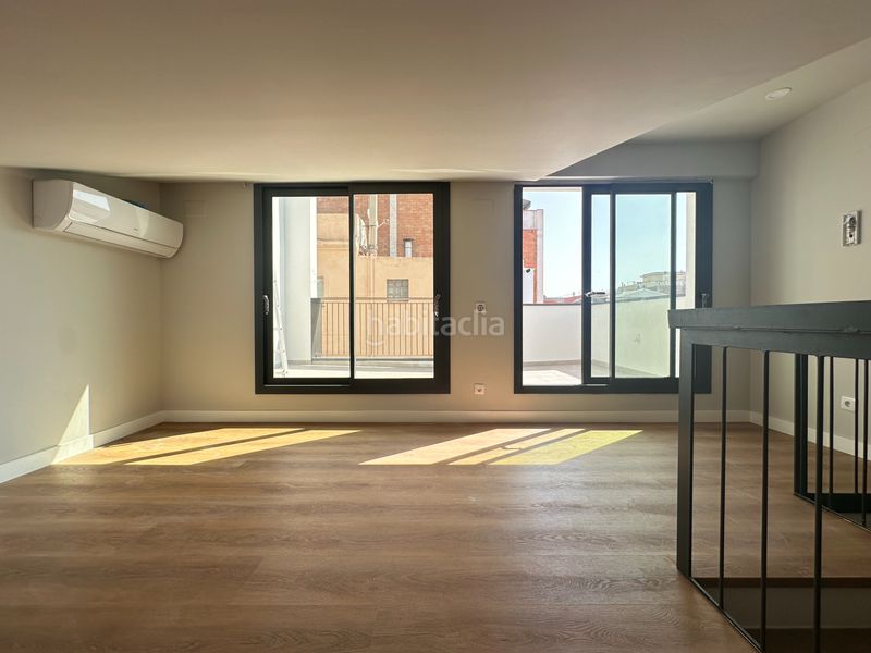 Foto 24672e71-2034-459d-8be0-6548f33ca622. Casa amb calefacció a Casagemes Badalona