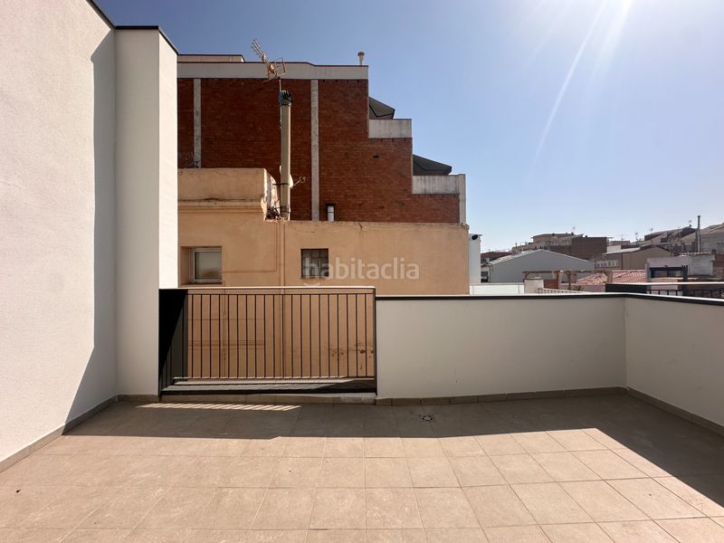 Foto 5a54ba27-976f-48ee-b716-282b31f979be. Casa amb calefacció a Casagemes Badalona