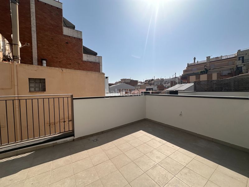 Foto f246e88c-ba55-4fbe-8c3a-6769cf955cdd. Casa amb calefacció a Casagemes Badalona