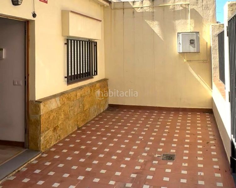 Foto 2872fee4-11e8-4e03-ae30-257c55c06f46. Casa amb calefacció a Bonavista Badalona