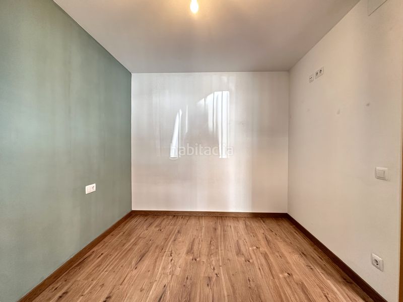 Foto 4d974b8a-312e-46c3-ae6f-2170a9364b20. Casa amb calefacció a Bonavista Badalona