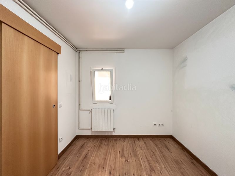 Foto 6f08ad17-f928-45ed-acc8-a53732844a1f. Casa amb calefacció a Bonavista Badalona