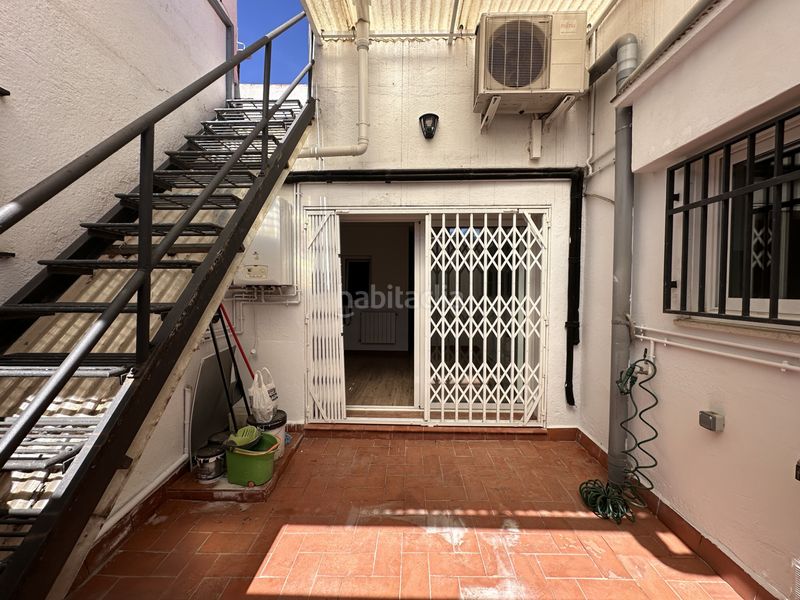 Foto 998f492b-a4e1-4098-935a-88e81c08c5a2. Casa amb calefacció a Bonavista Badalona