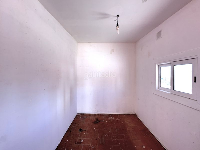 Foto b949de4a-c152-4b9a-a7d6-ac369d1ed6c4. Casa amb calefacció a Bonavista Badalona