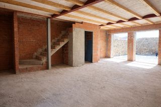 Casa en Carrer cervantes 1. Junto la pla�a de la doma i esglesia de calonge