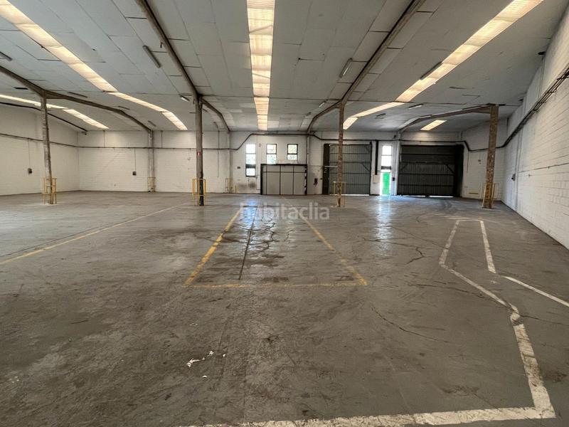 Foto 05cb92da-f995-45b6-9062-1fe20a62bde2. Rent industrial building in Zona Industrial Barberà del Vallès