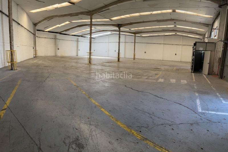 Foto 0b67555a-7616-47f7-902c-a594e736dd4b. Rent industrial building in Zona Industrial Barberà del Vallès