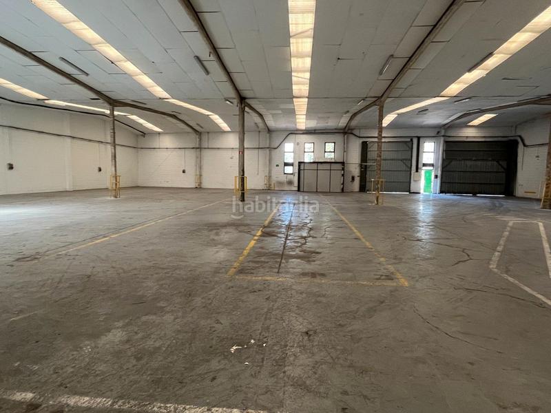 Foto 24e7269e-b8ec-4f29-b87f-16604a9afa27. Rent industrial building in Zona Industrial Barberà del Vallès