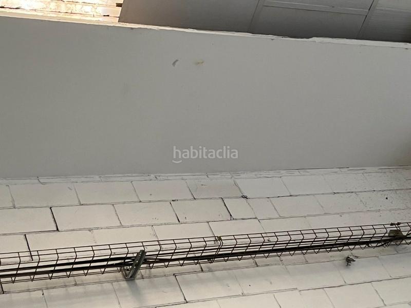 Foto 2817eaa2-e8c0-4e14-a1bf-2bf669b70a42. Rent industrial building in Zona Industrial Barberà del Vallès