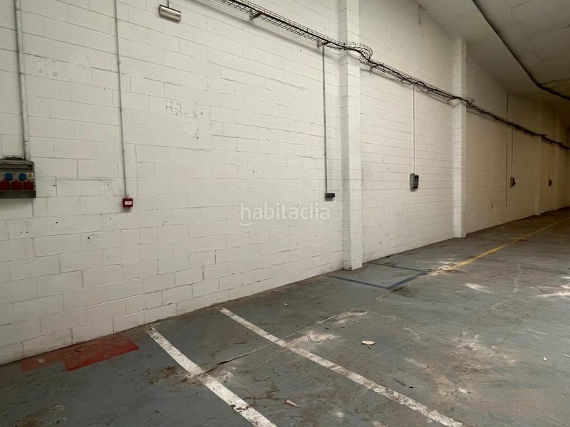 Foto 34be1be1-ac88-4aa1-a483-d67a725cd4f6. Rent industrial building in Zona Industrial Barberà del Vallès