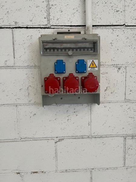 Foto 69d45229-aab0-4af3-bf8b-d225d128166d. Rent industrial building in Zona Industrial Barberà del Vallès