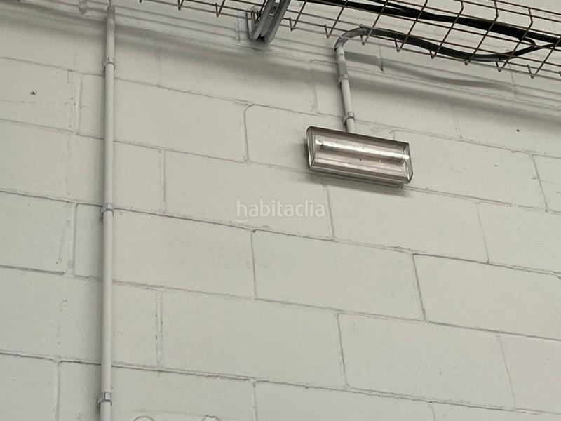 Foto a109e0b1-ee33-4832-8f77-1ce7aa6f25c3. Rent industrial building in Zona Industrial Barberà del Vallès