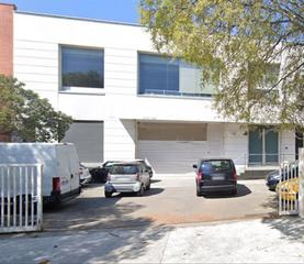 Rent Industrial building  N/a. Oficinas alto standing