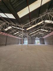 Location Bâtiment à usage industriel à Carrer del vallès 1. Nave tipo b recien reformada