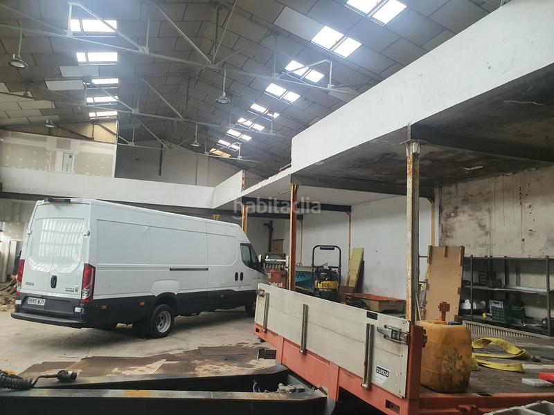 Foto 1caa007a-04ed-4ad8-9438-cf3b6e212a81. Fabrikhalle in Sant Fost de Campsentelles