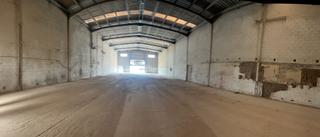Rent Industrial building in Carrer metal·lúrgia 14. Ideal taller