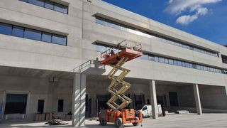 Miete Fabrikhalle in Carrer de la industria 22. Nave logística de nueva construcción