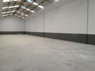 Location Bâtiment à usage industriel à Carrer tenes 18. Económica