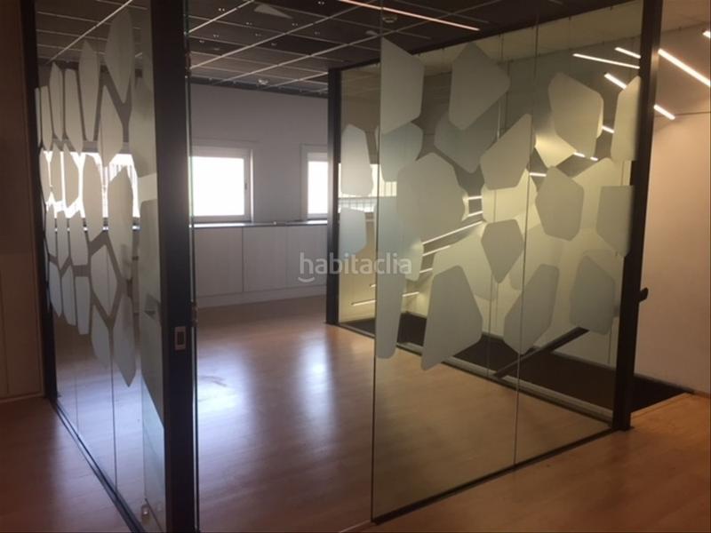 Foto 2bd20f67-8212-4d7e-a481-3f4f77af4ae2. Miete fabrikhalle mit heizung in Martorelles