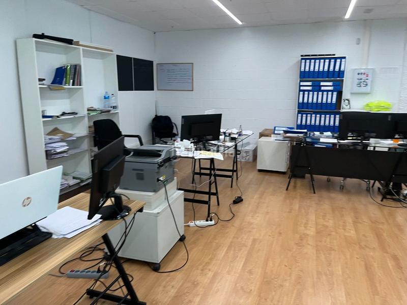 Foto 4260495e-9fae-4bc5-bb3d-24e44523b63b. Miete fabrikhalle mit heizung in Martorelles