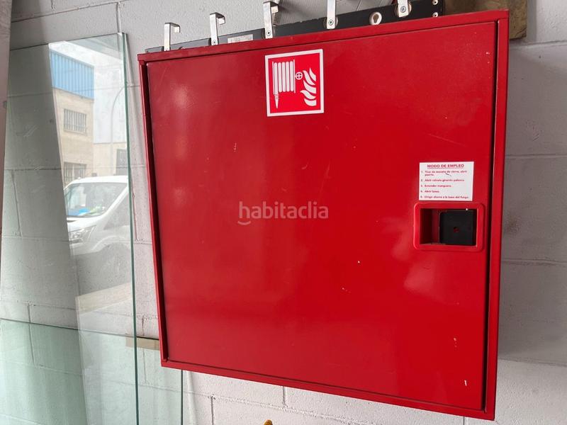 Foto 622c899b-7103-4be2-b66f-dedf7ff9a970. Miete fabrikhalle mit heizung in Martorelles