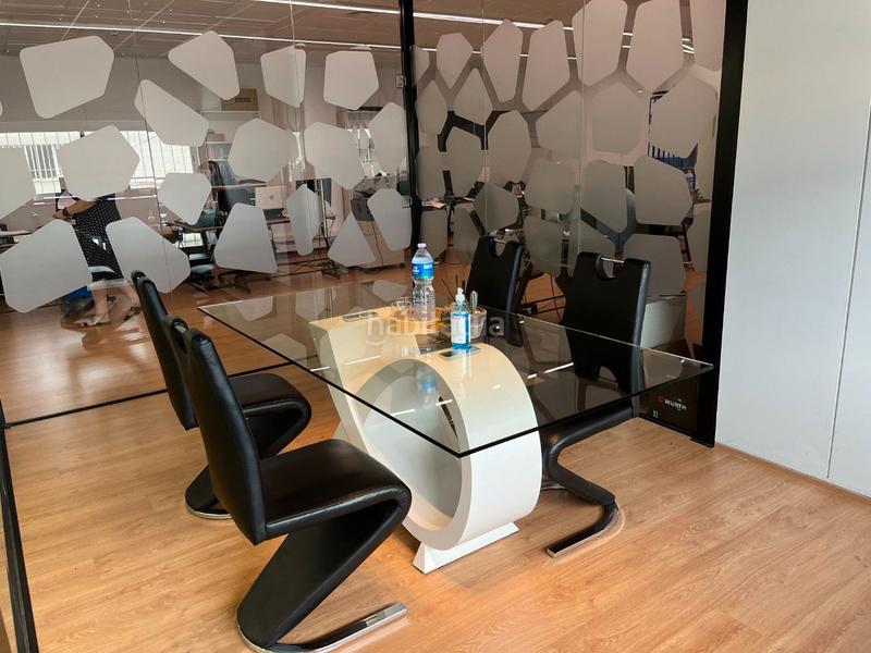 Foto 6b638dc8-c42d-4c75-bea7-8bc503029f73. Miete fabrikhalle mit heizung in Martorelles