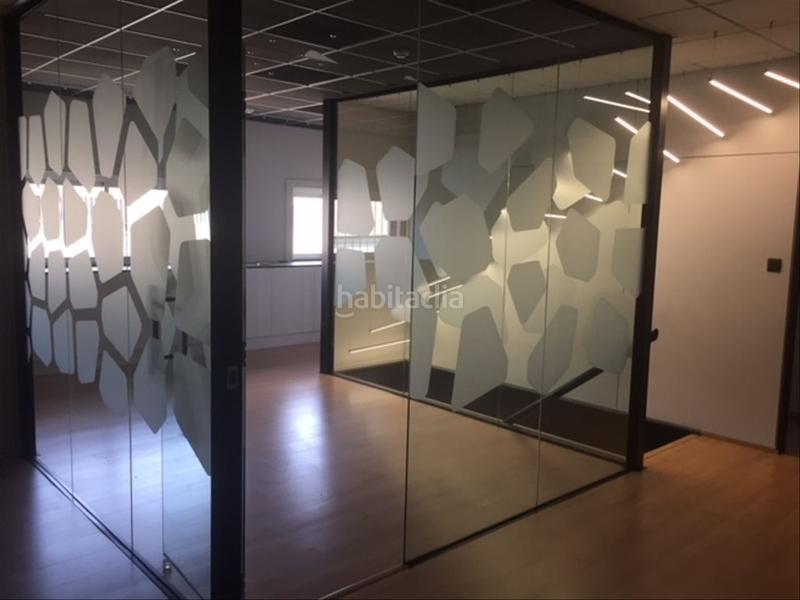 Foto a3543c6d-f154-4a57-91ac-687e54ce479a. Miete fabrikhalle mit heizung in Martorelles