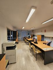 Miete Fabrikhalle  Carrer de narcís monturiol. Nave con gran imagen, oficinas de calidad y patio privado