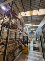 Miete Fabrikhalle  Carrer de facundo bacardí. Nave tipo c aislada con 1.000 m² de patio y entrada corporativa