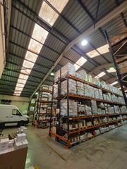 Location Bâtiment à usage industriel  Carrer de facundo bacardí. Nave tipo c aislada con 1.000 m² de patio y entrada corporativa
