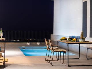 Casa adossada a Polop. Calidad de vida  diseño
