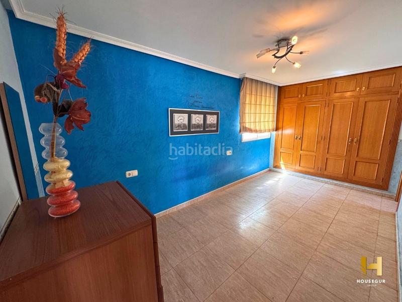 Foto 6e3e6554-ecf2-480e-a301-3109705ed144. Ático  en venta 3 dormitorios, gran terraza privada y garaje en Torrevieja