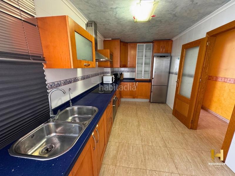 Foto caefe7b2-1b71-43bc-a5e6-000ff99db6d5. Ático  en venta 3 dormitorios, gran terraza privada y garaje en Torrevieja