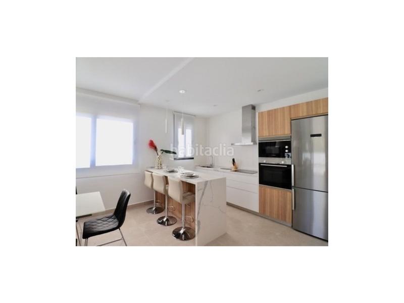 Foto 0f5e2b9f-ecb8-4cfb-ad2b-ede7466d67be. House with parking in Coloma Nucia (la)