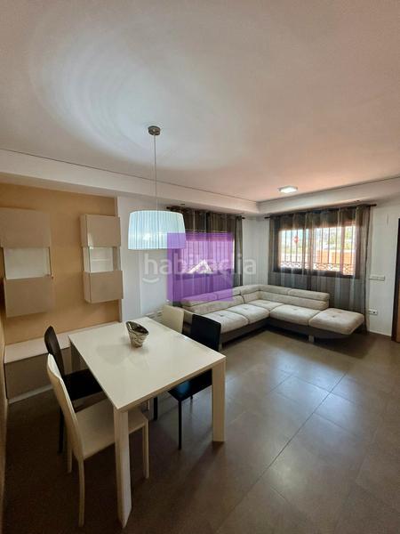 Foto 8d59ec83-a8d0-4c34-bbf2-5c002e956774. Chalet con parcheggio in Bulevar del Xúquer Cullera