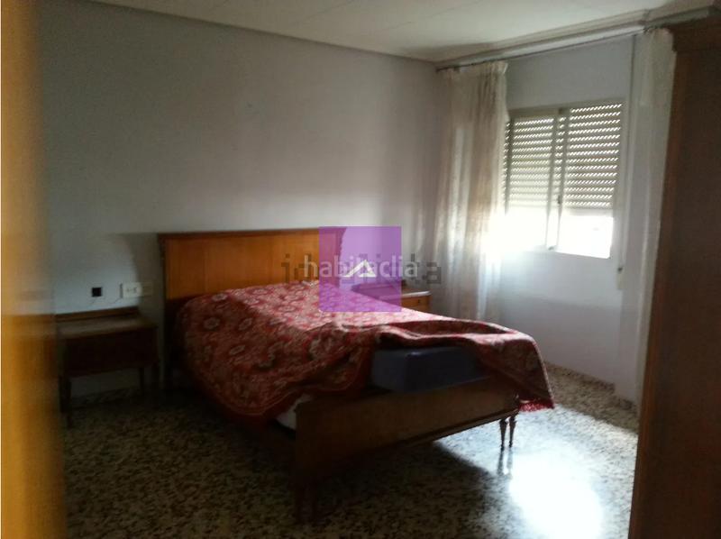 Foto a5932677-8fca-46de-9ee5-519b33e60dfd. Chalet avec parking dans Cheste