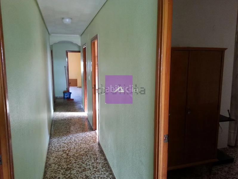 Foto d31523d4-7c2f-462c-8799-f8c23ceb9b71. Chalet avec parking dans Cheste