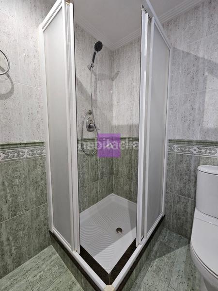 Foto 94b0ca7f-1d1a-4064-b716-b20b3ed0e9cd. Piso en avinguda del primer de maig 36 en L´Hort de Senabre Valencia