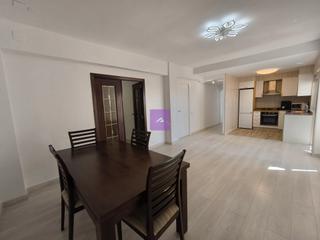 Appartement à Avinguda reis catòlics 44