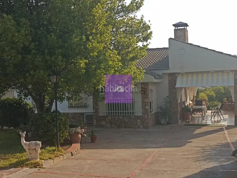 Foto b05c40ad-4c96-421f-a22f-86a6bf7d8dd0. Xalet a calle mercurio 6 a Godelleta