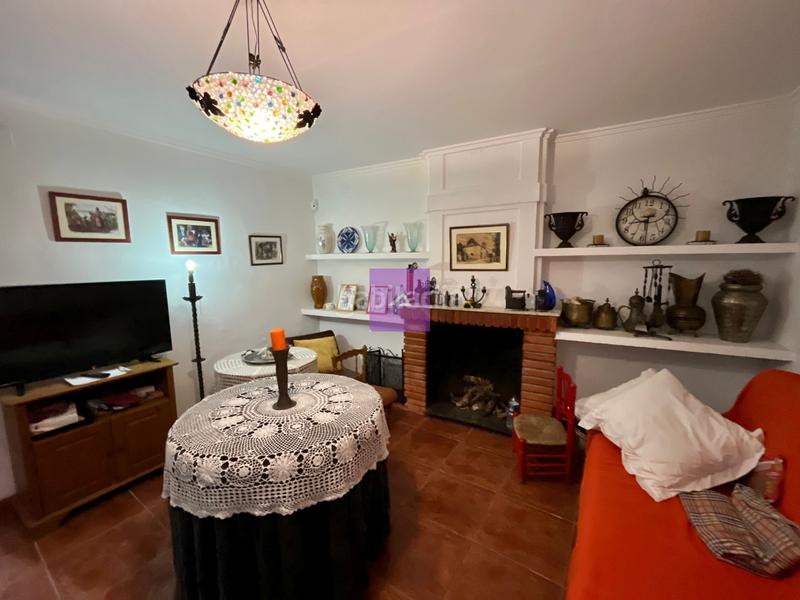 Foto ce171e92-31a1-4334-9637-834a22808323. Maison dans Alberic