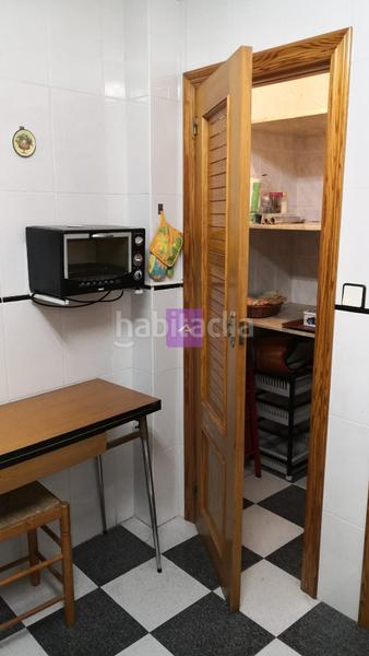 Foto 717f59f2-9b79-46b5-bec0-08ffc143bd51. Casa a schiera in calle pascual piquer 25 in Centro Chiva