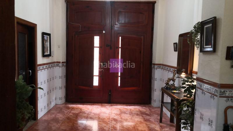 Foto 649bc88a-16db-419e-8313-ad3d6e194ce4. Casa adosada en calle pascual piquer 25 en Centro Chiva