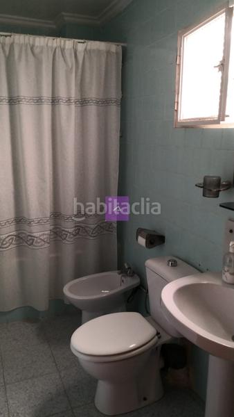 Foto 7e9b74ce-cd19-4ac3-b055-d8e15b7cae1e. Casa adossada a calle pascual piquer 25 a Centro Chiva