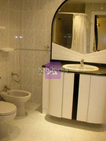 Foto 7613a56a-44a1-47ac-afaa-ac51873eeef7. Rent duplex in calle azorín 13 in Zona Avenida al Vedat Torrent