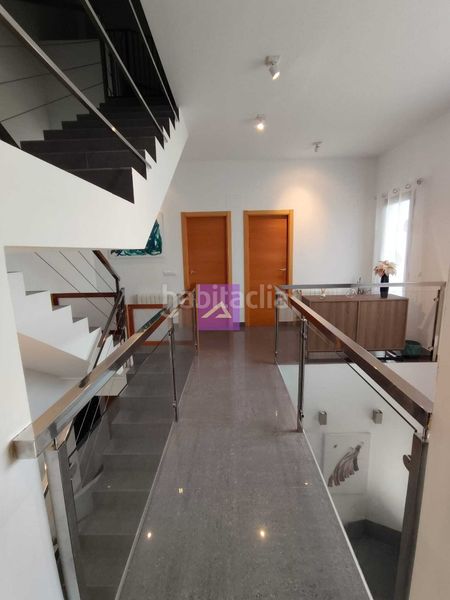 Foto 1be01c77-8ee7-44ee-9122-1062b107810c. Casa amb aparcament a Alginet