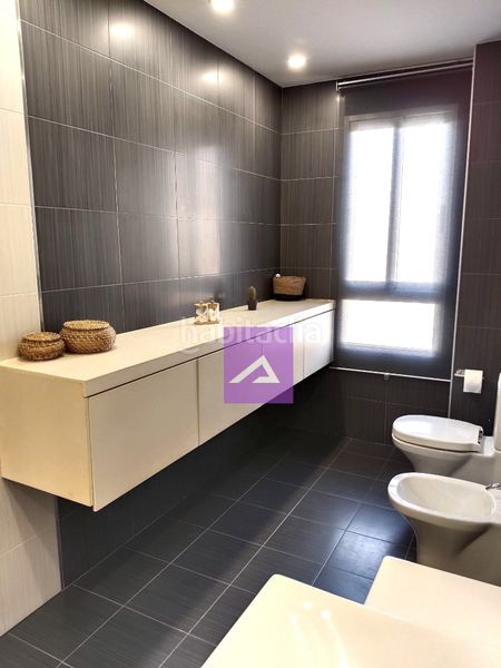 Foto ec078ad8-0350-4f22-ab74-855c3ac796ed. Casa amb aparcament a Alginet